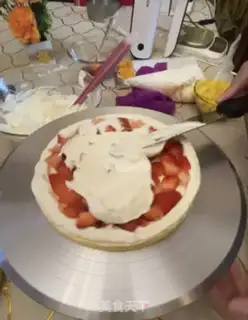 Make Eight-inch birthday cake step 6