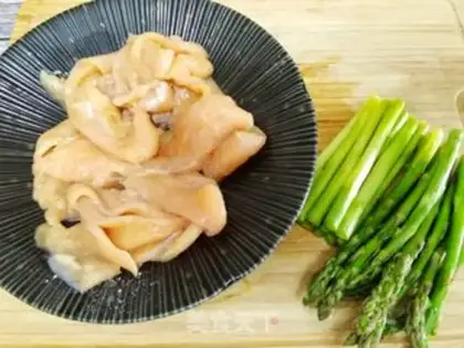 Make Chicken rolls step 2