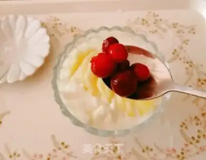 Make A yogurt cup step 5