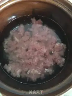 Make The lilies, meat soup step 3