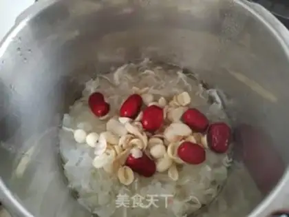 Make The silver spoon of the red-tree lily step 3