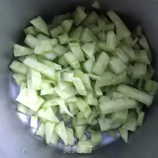 Make Cucumber apple coconut water step 2