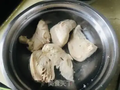 Make Garlic spicy sauce step 4