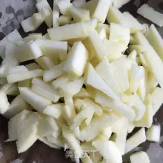 Make Cucumber apple coconut water step 3