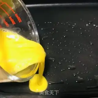 Make Breakfast sandwich step 2