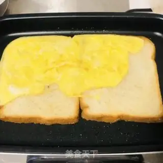 Make Breakfast sandwich step 5