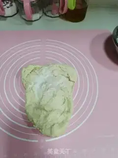 Make Pepper onion rolls step 4