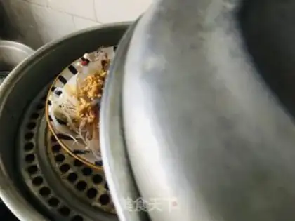 Make Garlic fans evaporate the back shrimp step 8