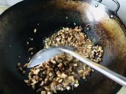 Make Spinach mushroom noodles step 4
