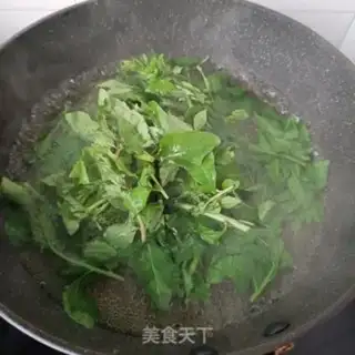 Make Eggs dry-dry sprouts step 5