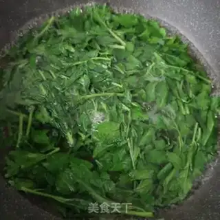 Make Eggs dry-dry sprouts step 6