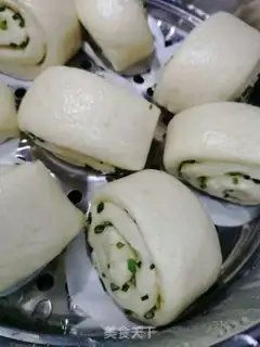 Make Pepper onion rolls step 14