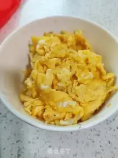 Make Chili fried eggs step 5