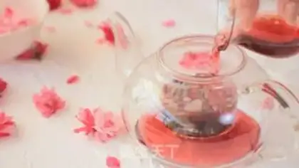 Make Cranberry cedar and tea step 8
