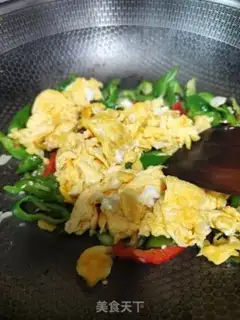 Make Chili fried eggs step 7