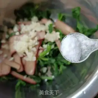 Make Eggs dry-dry sprouts step 10