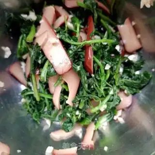 Make Eggs dry-dry sprouts step 13