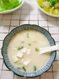 Make The tofu soup of the white fish step 6
