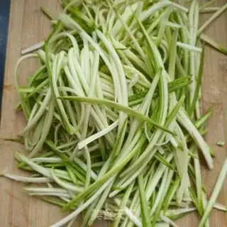 Make Garlic chili step 0