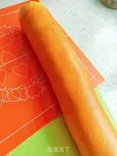 Make Strawberry roll step 14
