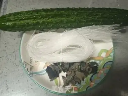 Make A fan of cucumbers step 0