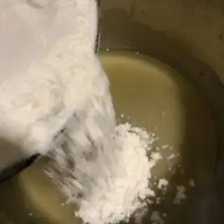Make Milky-smelling early cake step 2