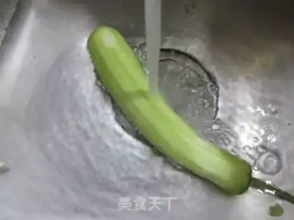 Make Egg dumplings boil and bloom at night step 1