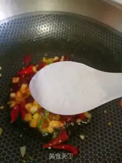 Make A dry pot of radish step 4