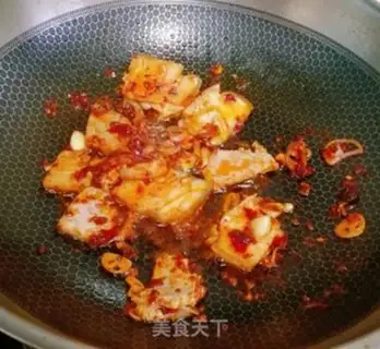 Make A dry pot of radish step 5