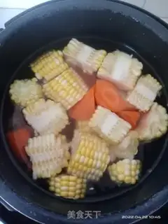 Make Corn radish pigbone soup step 4