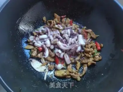 Make Ridiculous silk squid step 9