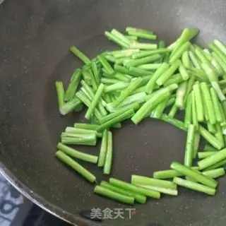 Make Garlic fried chicken step 8