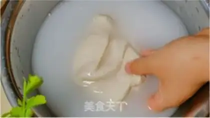 Make Flour for cold skin step 2
