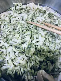 Make Oily flowers step 4