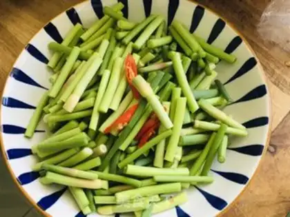 Make Garlic fried meat step 2
