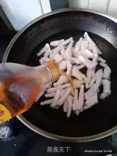 Make Lemon chicken claws step 1