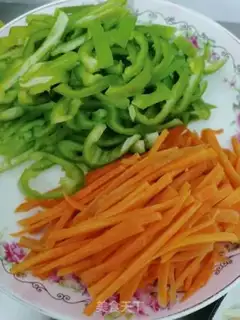 Make Cream peppers and radish step 0