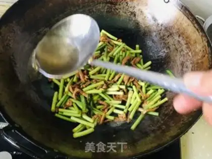 Make Garlic fried meat step 6
