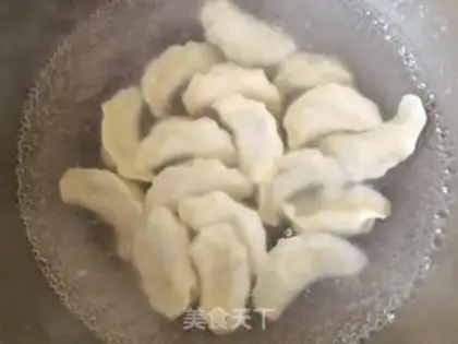 Make Spicy bouquets, pork dumplings step 11