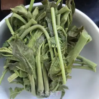 Make Spicy sprouts step 2