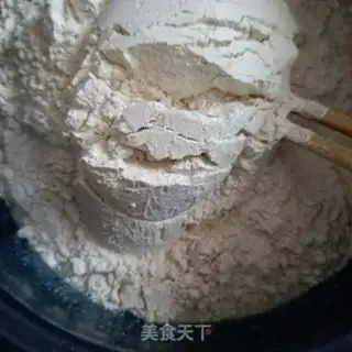 Make Mee-black buns step 6