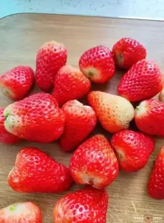 Make Strawberry cake step 1