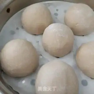 Make Mee-black buns step 13