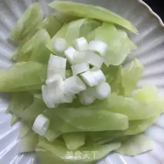 Make Scrambled eggs step 0