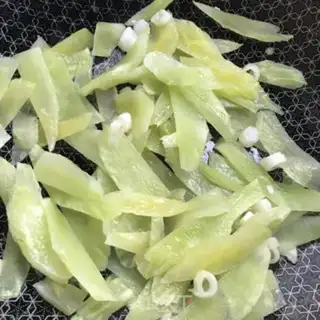 Make Scrambled eggs step 3