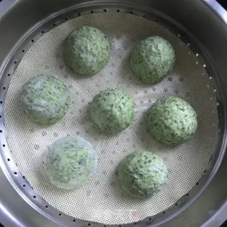Make Emerald buns step 6