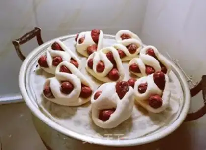 Make Red date rolls step 9
