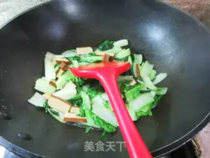 Make Egg-dry-dry-dry caterpillar step 12
