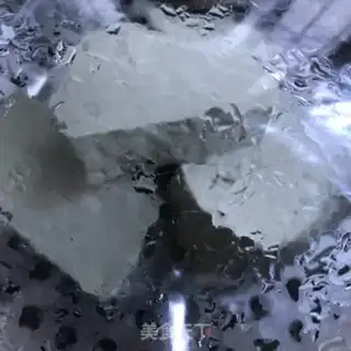 Make The fragrance with black tofu step 1