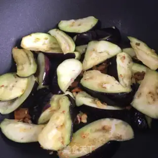 Make Garlic meat and eggplant step 5
